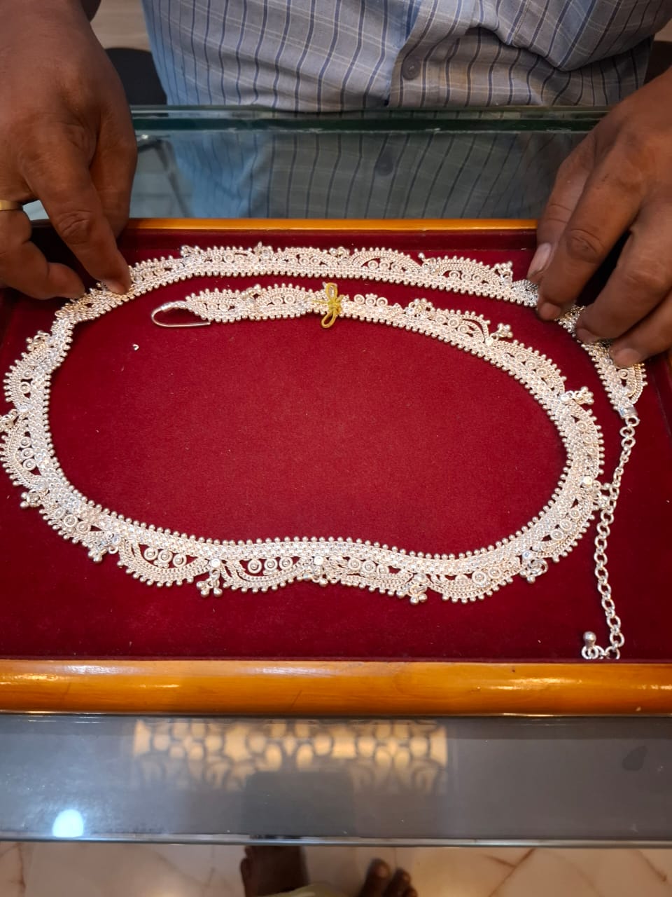Silver jewellery photo