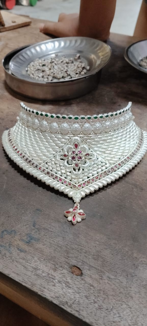 Silver jewellery photo
