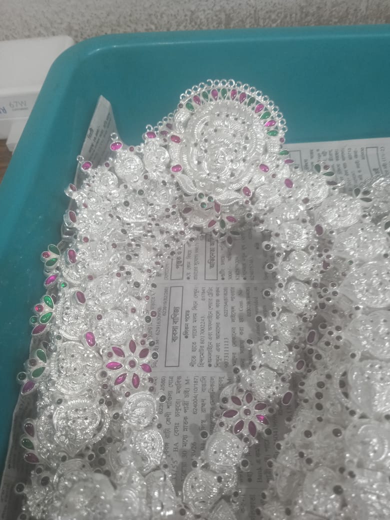 Silver jewellery photo