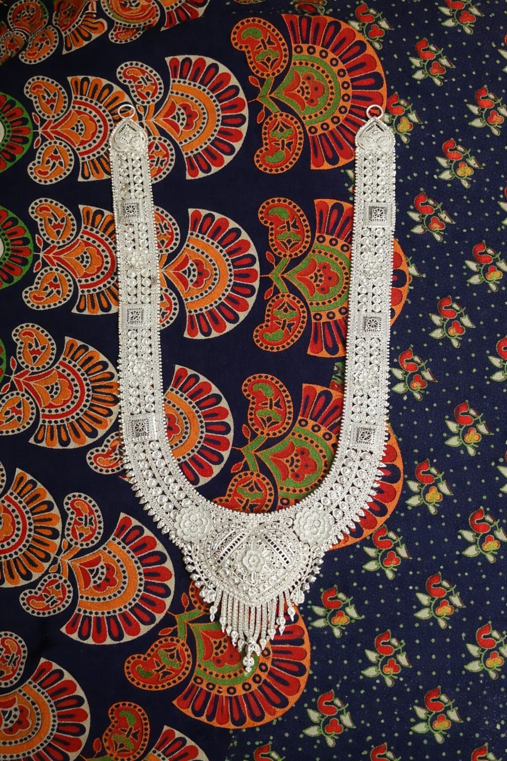 Silver jewellery photo