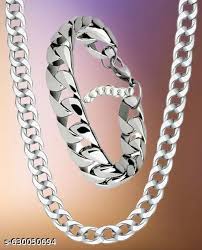 Silver jewellery photo