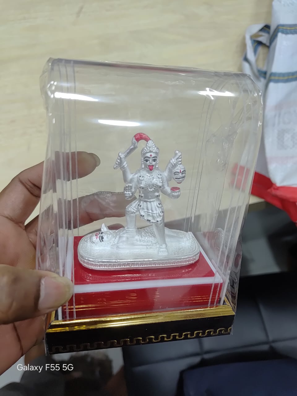 Silver idol